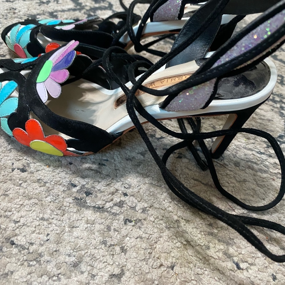 Heels size 6